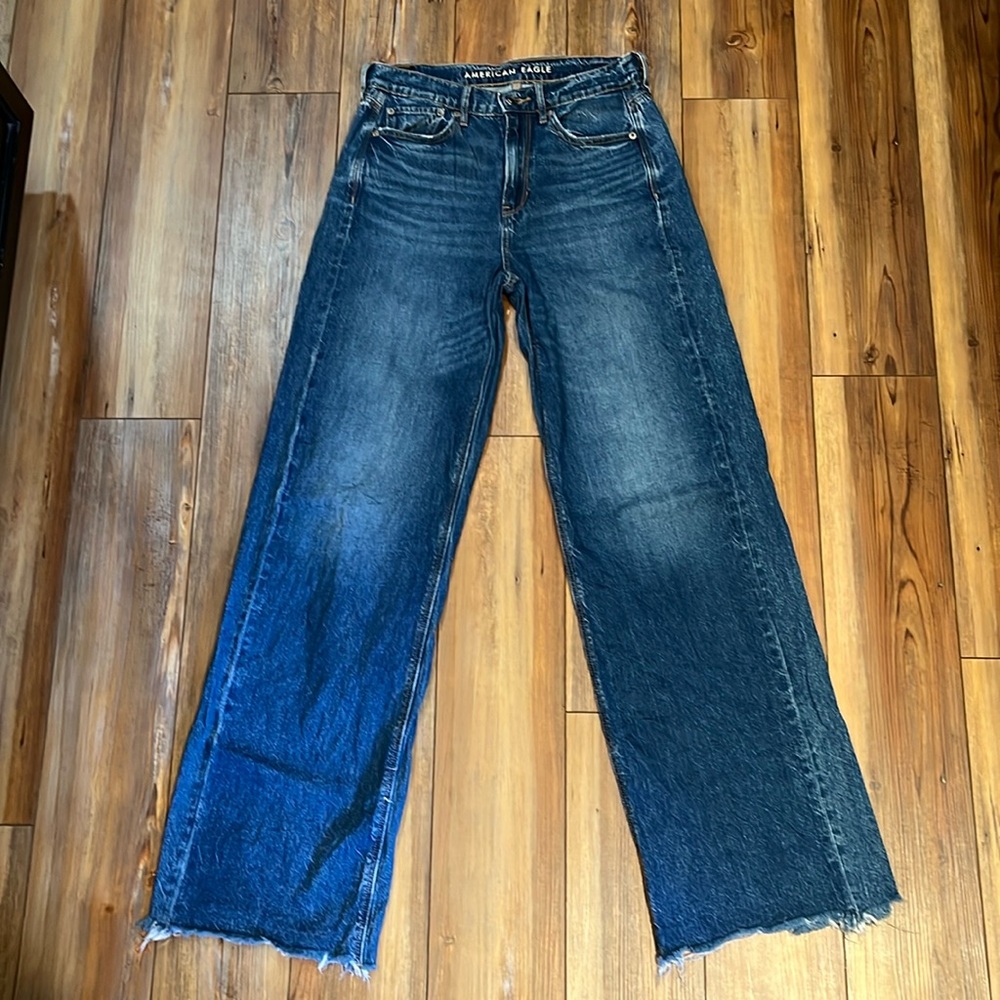 American Eagle Super High-Rise Baggy Wide Leg Jean